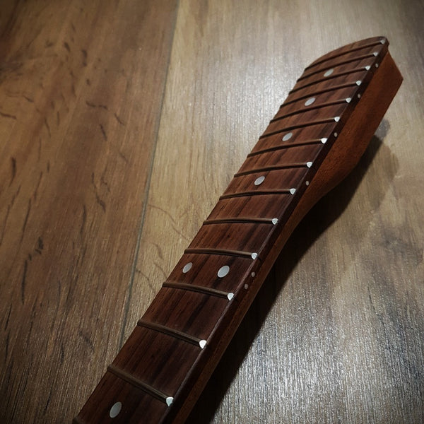 Manche Stratocaster® Acajou Custom Frettes inox SCA15