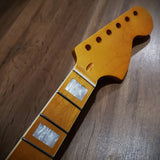 Manche  Stratocaster® vintage CBS Binding   ref strcbs5